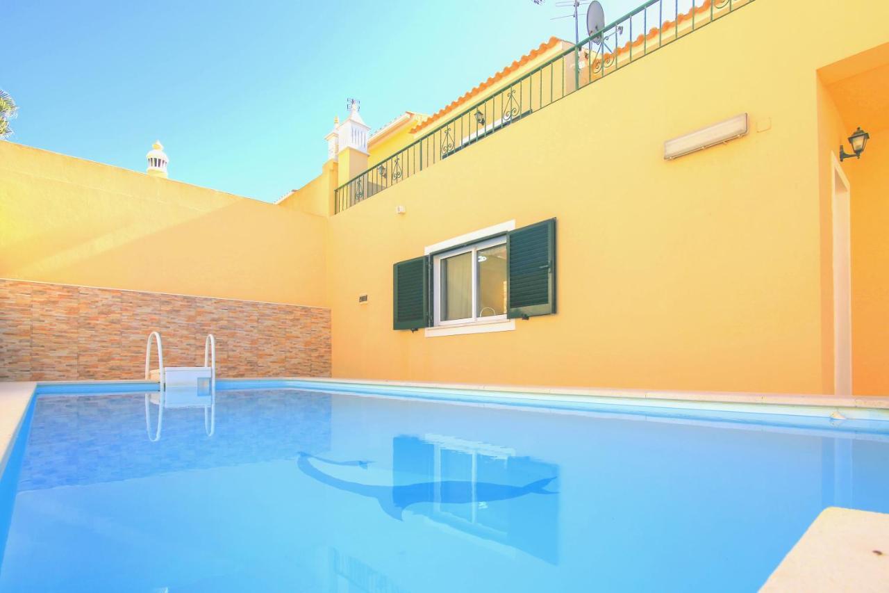 Villa Olival With Pool Walking Distance To *