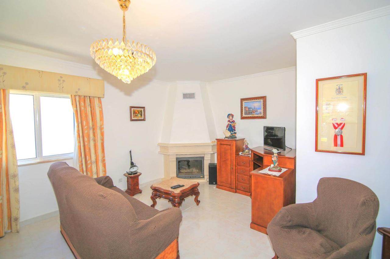 Olival With Pool Walking Distance To Villa