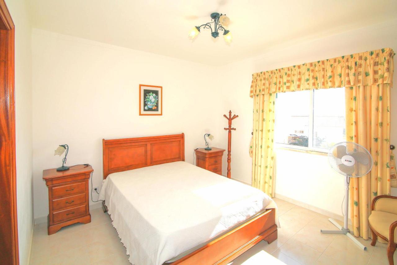 Olival With Pool Walking Distance To Villa *