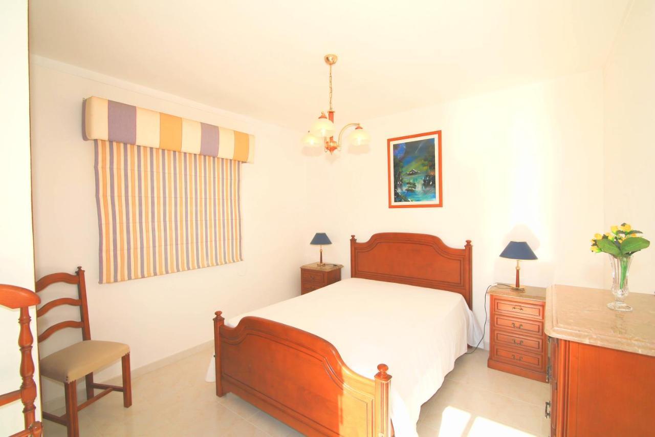 Olival With Pool Walking Distance To Villa *